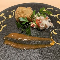 湘南沖地蟹専門店ふじ月 - 蟹みそのコロッケとほぐし身 　蟹と海老のソース