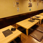 味処 祭 - 店内　掘ごたつ
