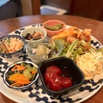 梅田 日本酒 ワイン 隠れ家 リール食堂 - リール食堂盛り合わせ