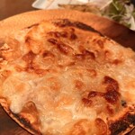 梅田 日本酒 ワイン 隠れ家 リール食堂 - 酒粕の香りが良い〜♡酒粕ピザ　