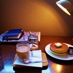 ホットケーキとチャイ