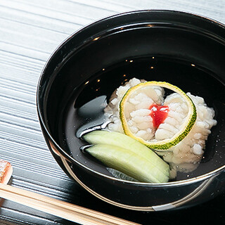 素材の良さを引き出す◆伝統を守るシンプルな日本料理