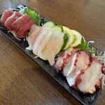 居酒屋　くえぶう - お刺身盛り合わせ