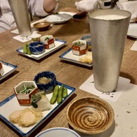 魚料理 ふじい - 生ビール（スーパードライ）と突き出し