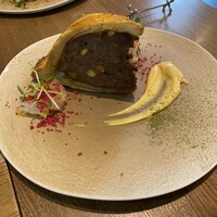 レ・ピコロ - 鹿肉のパイ包み焼き