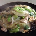 チャイナレストラン 横浜 - 五目ヤキソバ 700円 大盛り100円増し