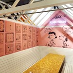 PEANUTS Cafe SUNNY SIDE kitchen - 