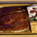 フジ - うな重　大(鹿児島県産鰻使用)
¥2570