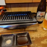 焼肉じねん - スーパードライ瓶650円税込　生はキリン