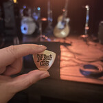 TOP BEAT CLUB - カウンターでドリンクと交換の際に、こちらのピックの型をしたチケットを提示します^ ^カッコいいから持ち帰りたかった笑。