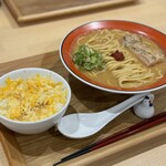 鶏スタイル林 富雄店 - 