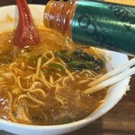 麺屋 伍利羅 - タバスコも投入‼️