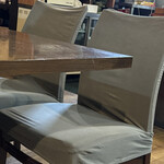 焼きもの家 慶 - イスのカバーの色が何だか佳い^_^