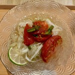 開運橋通 ふじ原 - キムチを投入