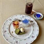 プロヴァンスの日曜日 - お昼のフルコース(\4,800) 季節の手作りデザート