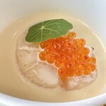 プロヴァンスの日曜日 - お昼のフルコース(\4,800) 季節のお任せオードブル：タマネギのフラン