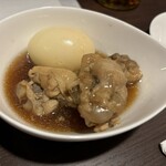 Bar 40W - 手羽元煮（玉子つき）