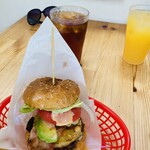 カズボ バーガー - 