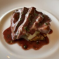 レストラン タケウチ - 牛モモ肉のロースト赤ワインソース