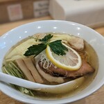 いのちノ中華そば 龍ノ谷 - 冷やし秋刀魚節中華蕎麦　塩　ワンタントッピング