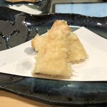 天麩羅 やぎ - 白身からたどり着くとすごく濃厚に感じる鱒