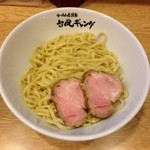 台風ギャング - 麺