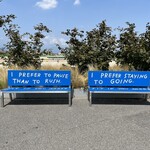 Fiat Caffè 500 - La Pista 500 にあるテストコースに置れた二脚のベンチ