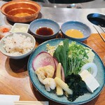 しゃぶしゃぶ 山笑ふ - 