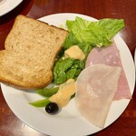 Royal Club Lounge - 朝食ビュッフェの一例