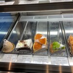 メゾン ド スウィーツ ハットリ - ショーケース