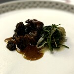 プレゼンテ スギ - メニューに無い品　煮込んだ猪　イチゴのビネガー　