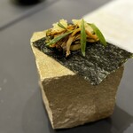 プレゼンテ スギ - 杉寿司TYPE-R  千葉県産黒鮑の肝でリゾット風に、細く刻んだ黒鮑に富津産の海苔を巻いて