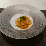 エクアトゥール -  素麺、ごまの風味、カラスミ