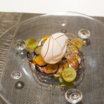 エクアトゥール - ナガノパープル、ジンジャエールのアイス、マンゴーのソース