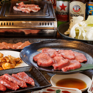 旨いホルモンをお値打ちで楽しめる宴会コース♪飲み放題追加も◎