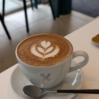 ROASTELIER by NESCAFE 三宮_1