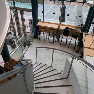 ROASTELIER by NESCAFE 三宮_2