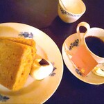 カフェ・ノエル - 上にて。