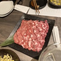 近江うし焼肉 にくTATSU 日本橋室町店 - 