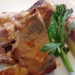 岡山ピーチポークのロースト　文旦のコンフィチュールソース