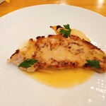 mondo - 新潟モチ豚ロースとお日さま農園の新玉葱　スカロッピーネ