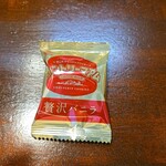 キッチン ブルー グローブ - お菓子のアップ