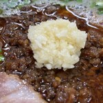 麺屋くろ松 - にんにくドーーーーン！