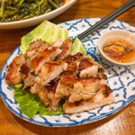 タイ ラック タイ - 