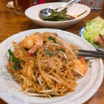 タイ ラック タイ - 