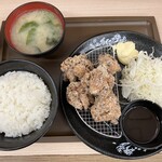 伝説のすた丼屋 - 