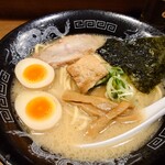 金伝丸 - 名物特丸(太麺、味うすめ)