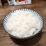 汁食堂 - 艶々の炊き加減良いご飯