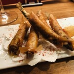 麹町ビストロ 階段の途中 - 小鮎フリッター