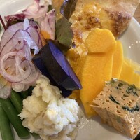 Tsuchi 農園野菜とチーズ料理 - 